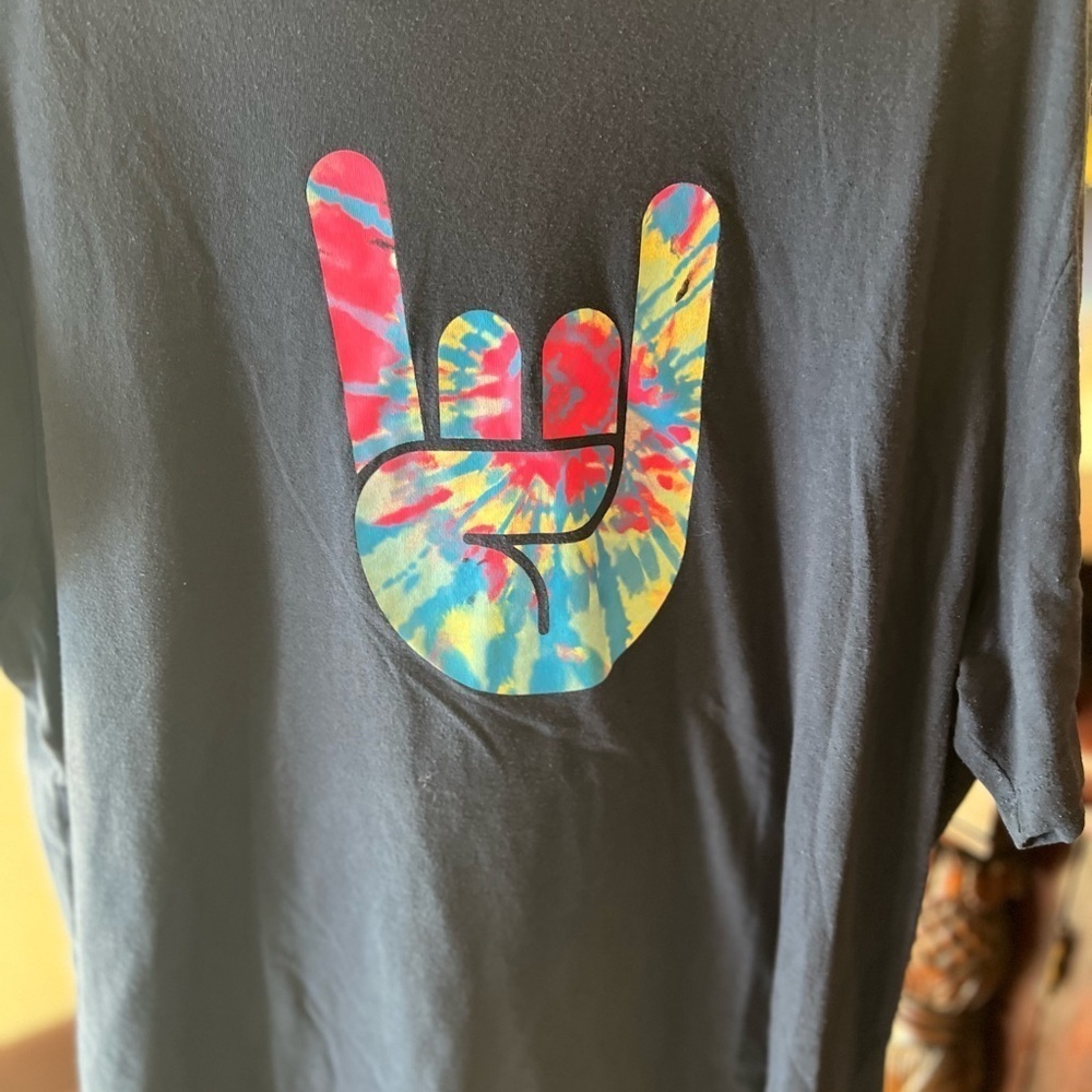 Cabana XL t shirt in GUC